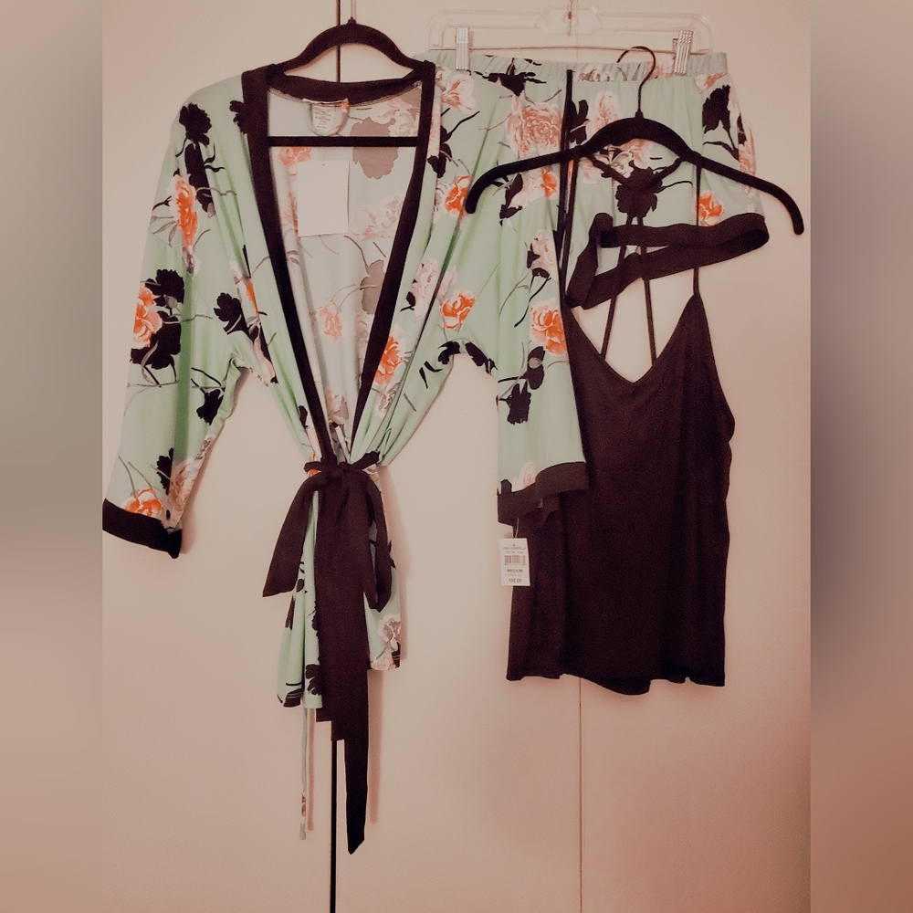 Linea Donatella 3 Piece Aqua Set Size Medium NWT